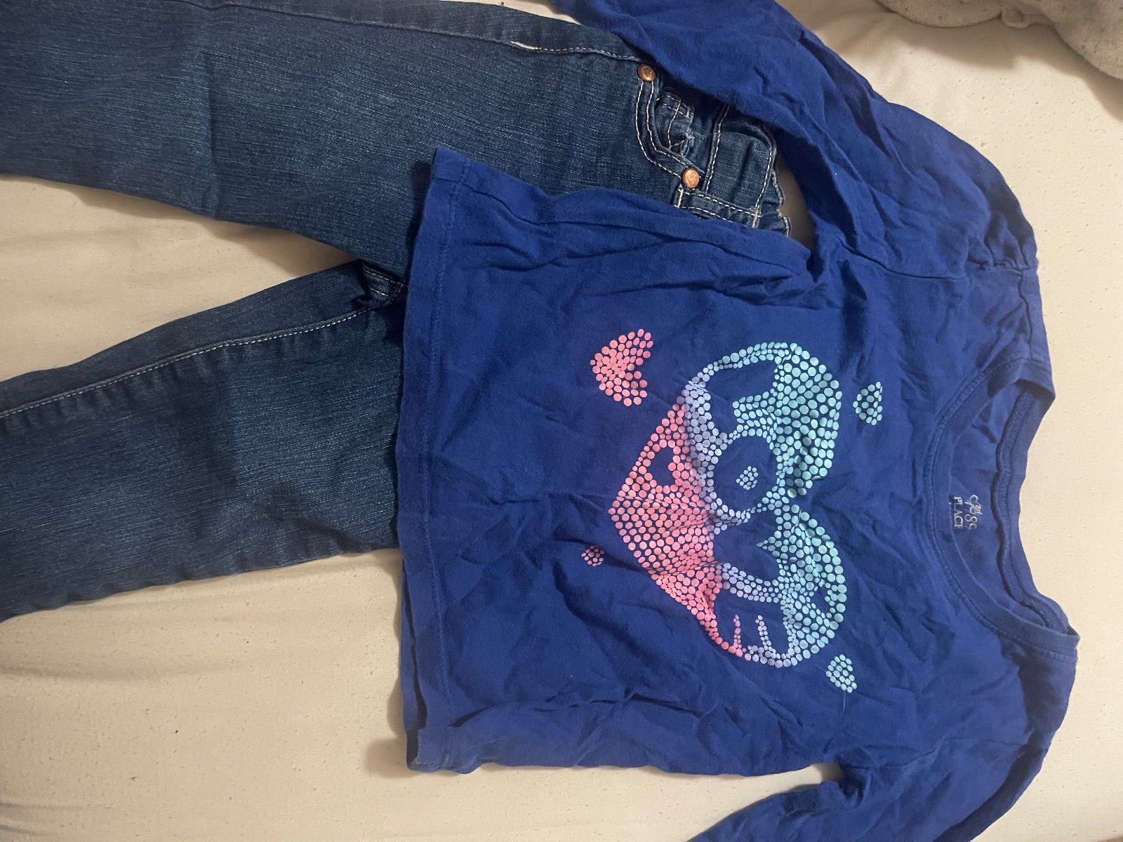 Blue heart long sleeve + jeans